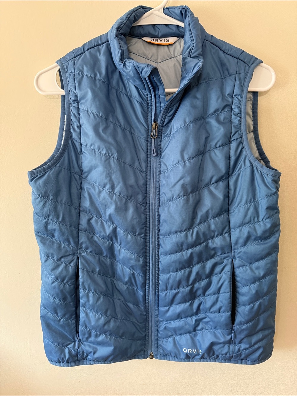 Orvis women’s Blue Quilted Packable Puffer Vest small cozy warm